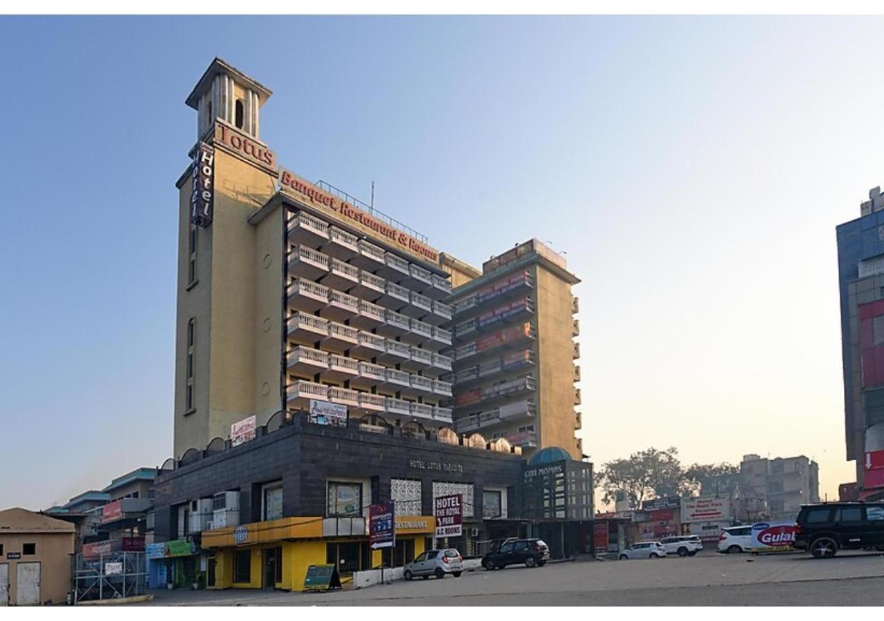Hotel Lotus Paradise - Banquet & Dining - Near Murthal Sukhdev Rāi Exterior photo