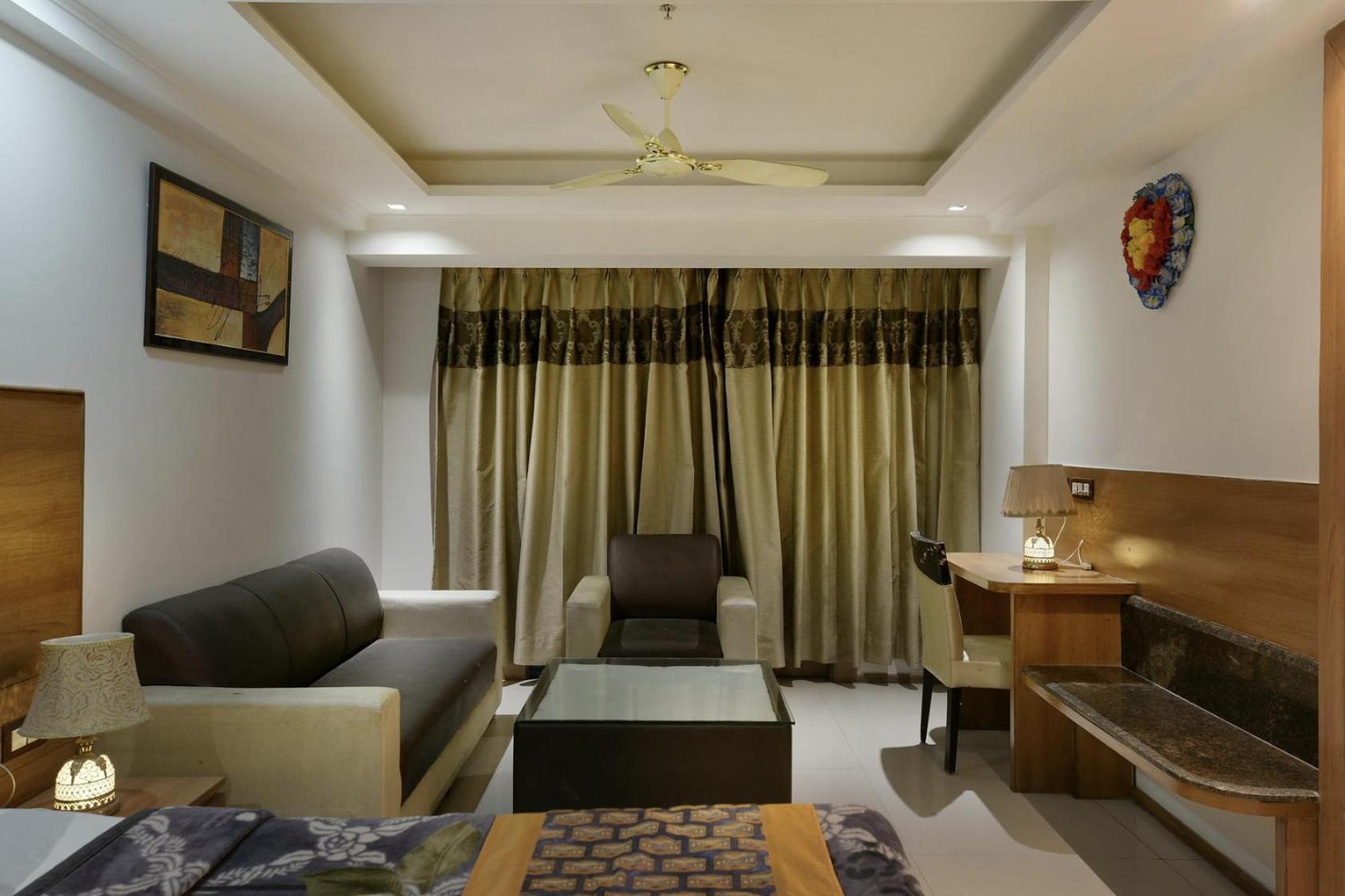 Hotel Lotus Paradise - Banquet & Dining - Near Murthal Sukhdev Rāi Exterior photo