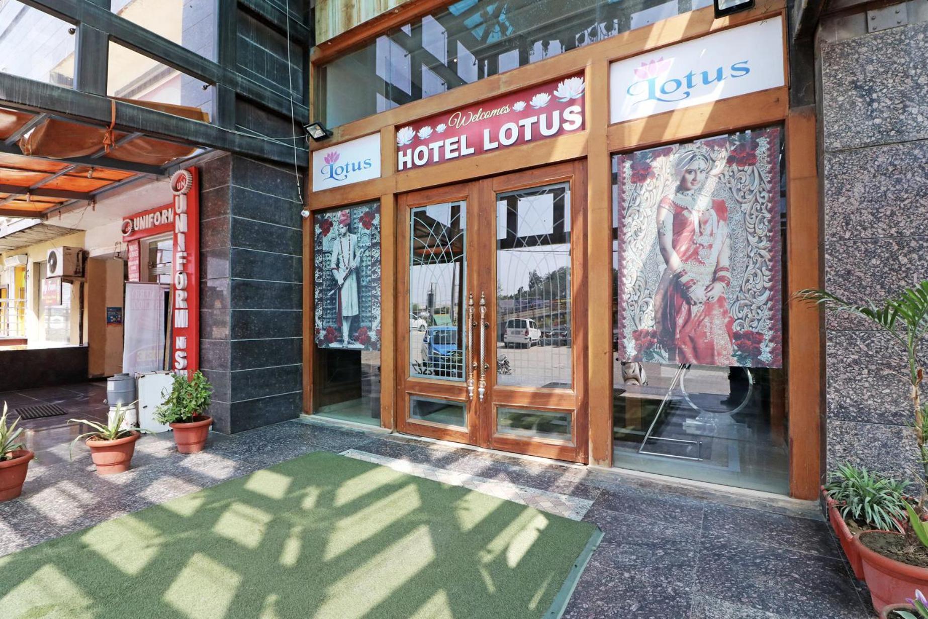 Hotel Lotus Paradise - Banquet & Dining - Near Murthal Sukhdev Rāi Exterior photo