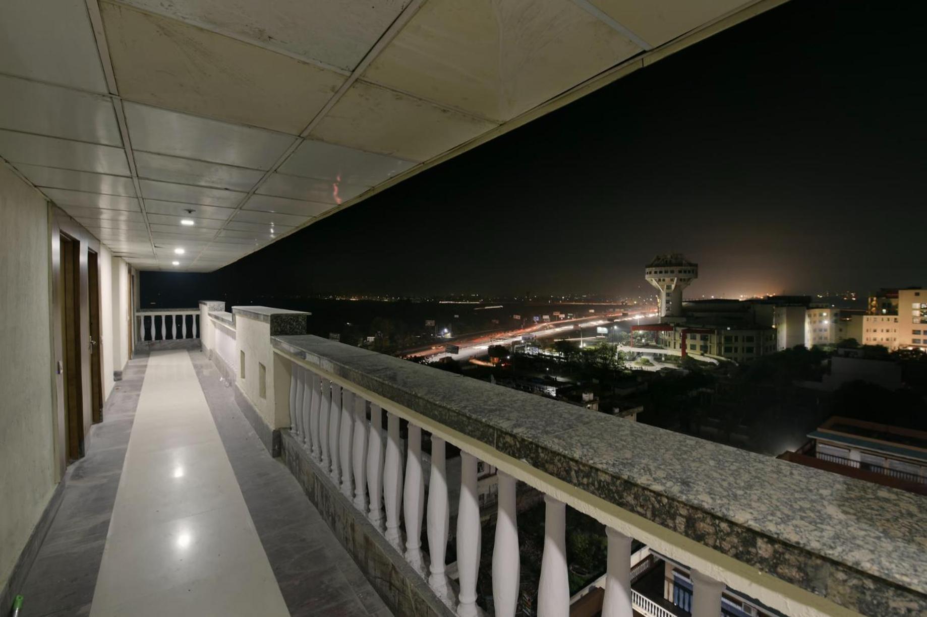 Hotel Lotus Paradise - Banquet & Dining - Near Murthal Sukhdev Rāi Exterior photo