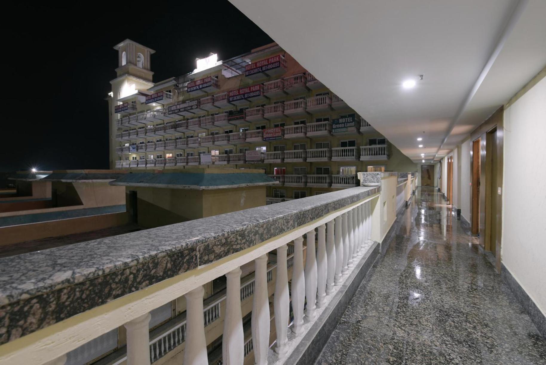 Hotel Lotus Paradise - Banquet & Dining - Near Murthal Sukhdev Rāi Exterior photo